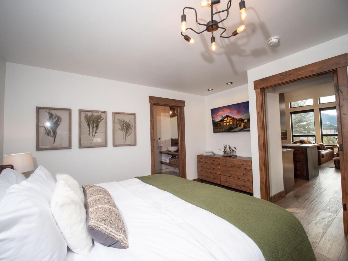 Chic Retreat Indoor Outdoor Fireplace, Private Jacuzzi, Great Location! Estes Park Ruang foto