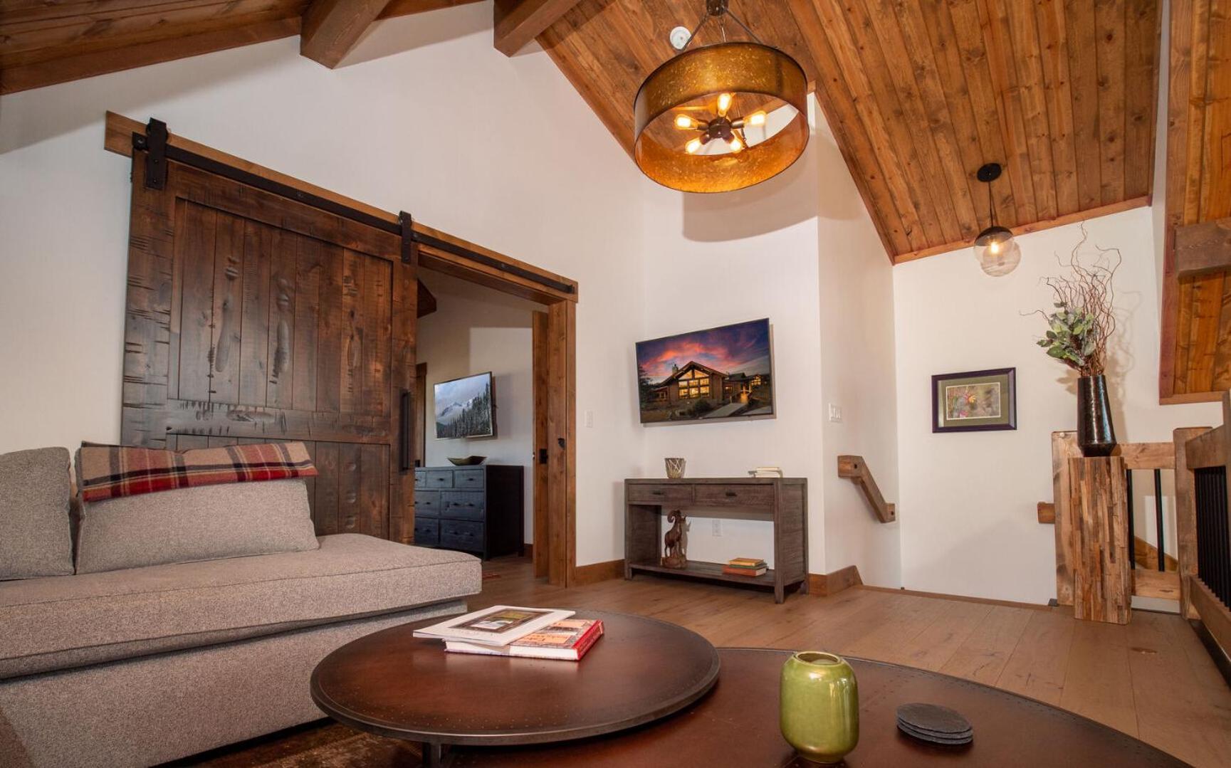 Chic Retreat Indoor Outdoor Fireplace, Private Jacuzzi, Great Location! Estes Park Ruang foto